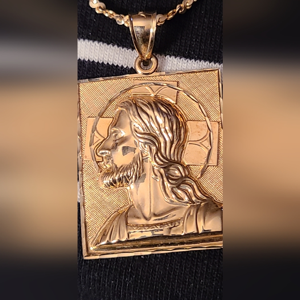 14k Gold Pendant & Sparklin Necklace. Christian/Catholic Jesus/Bible Quote. 10g - Picture 2 of 7